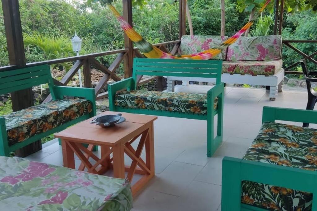 Mi Hermosa - Casa Islena A 70 Metros De La Playa Archibolds Εξωτερικό φωτογραφία